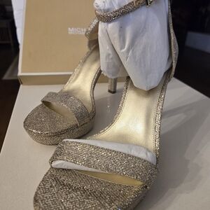 Michael Kors Glittering Gold Heels